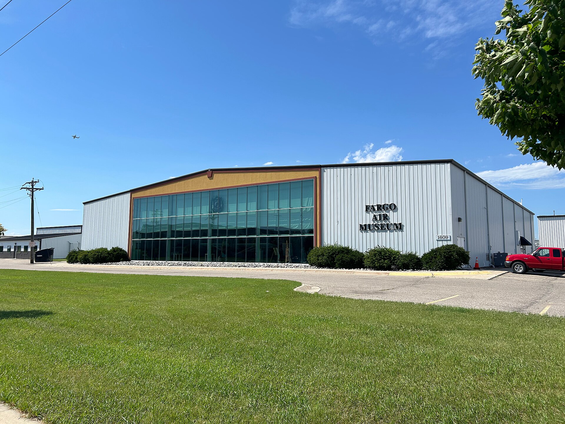 FARGO AIR MUSEUM logo
